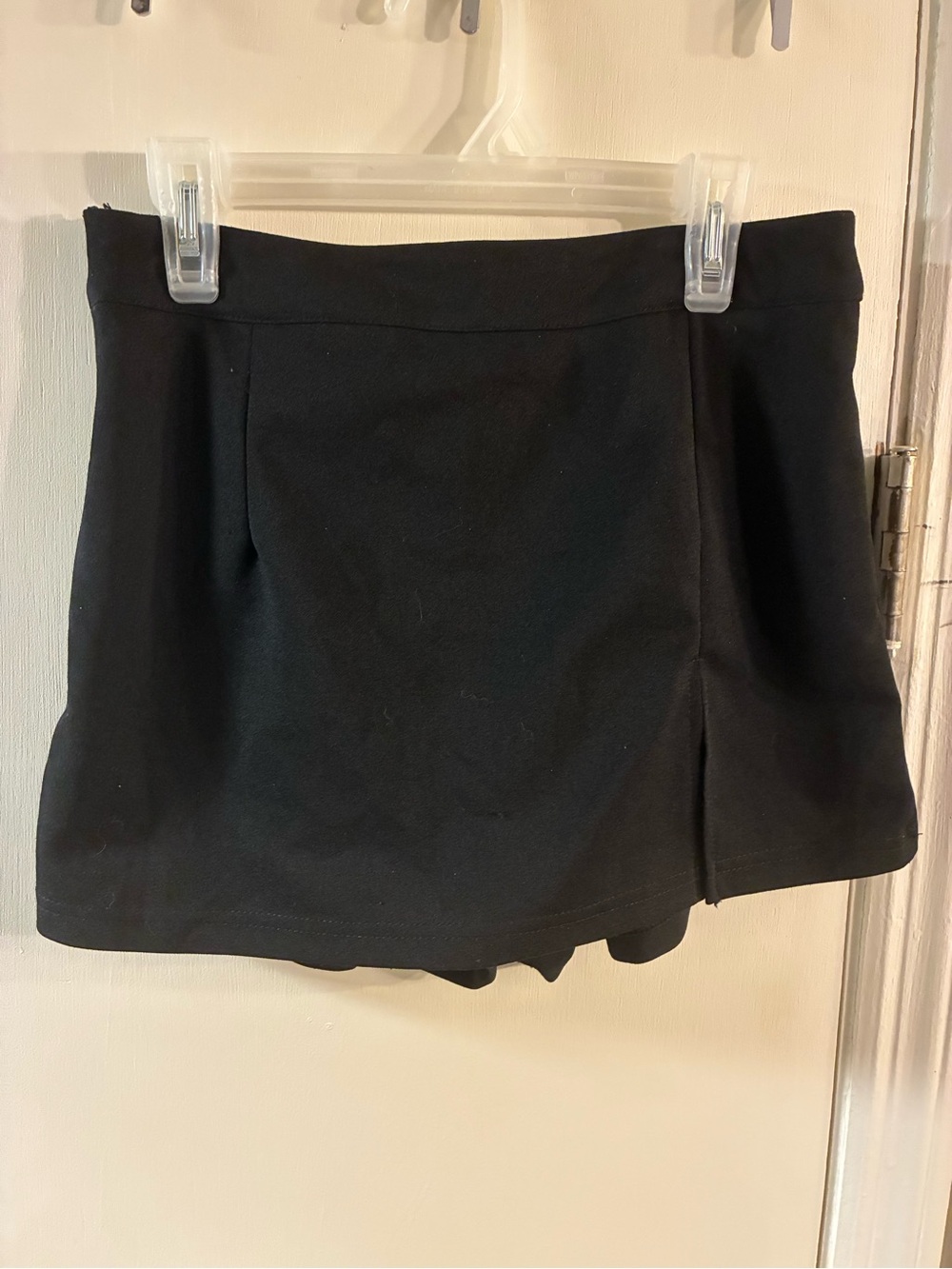 Shein Black High Waisted Zip Up Split Hem Short/Skirt Skort Women's Size Small